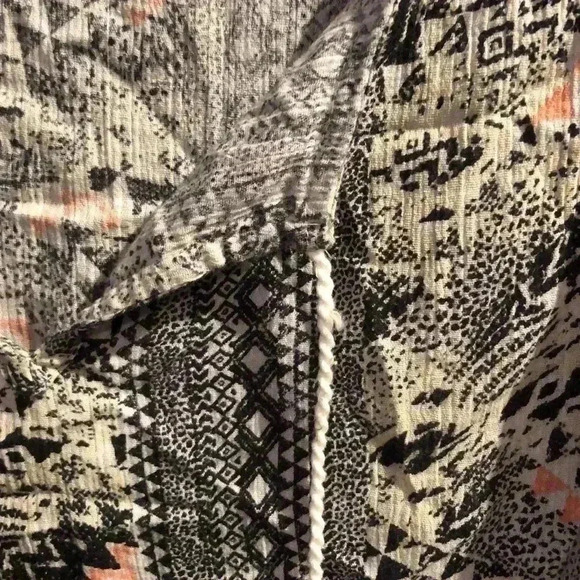 Hollister Blouse - Picture 4 of 5